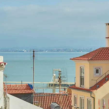 Boutique Alfama River 4 Apartmán *